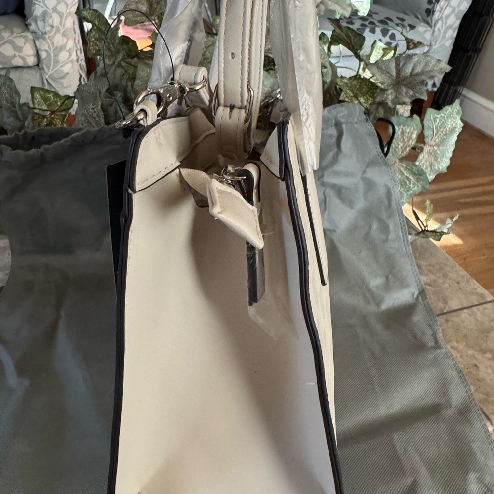 Tahari Ivory Checkered Satchel - Picture 8 of 13